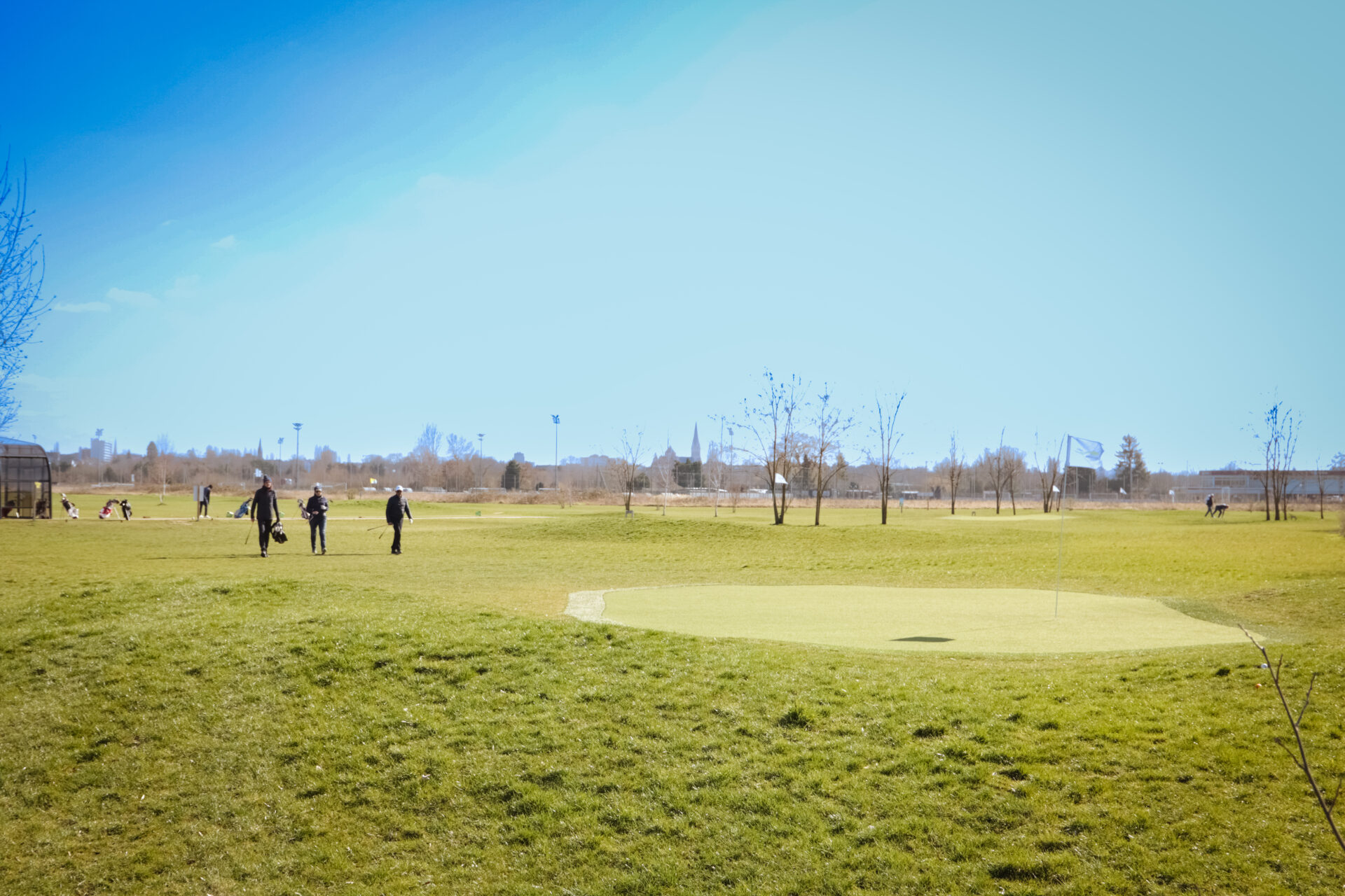 golf-academie-longeville-les-metz-parcours-urbain-enfants-adultes-débutants-confirmés